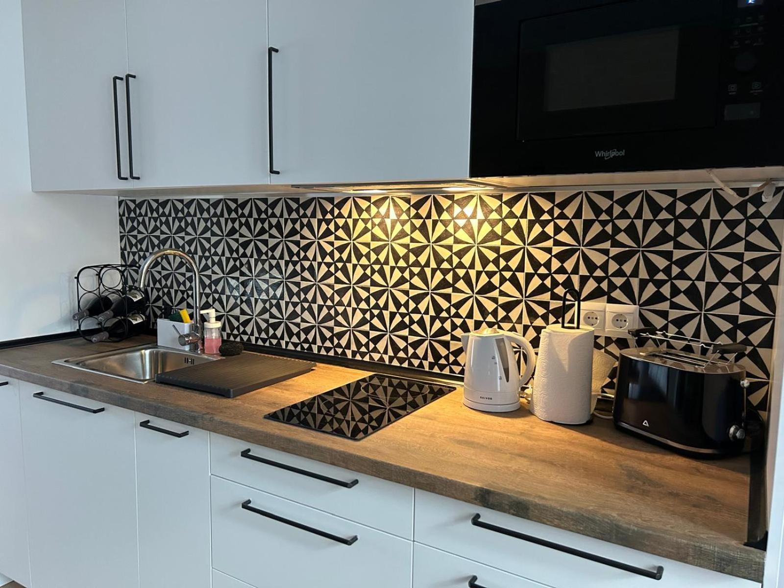 Center Apartment Fully Eqquiped Opcional Breakfast Sevilla Exterior foto